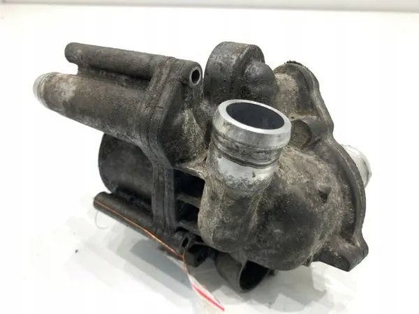 Water Pump Audi A8 D4 057121011 OEM image 3