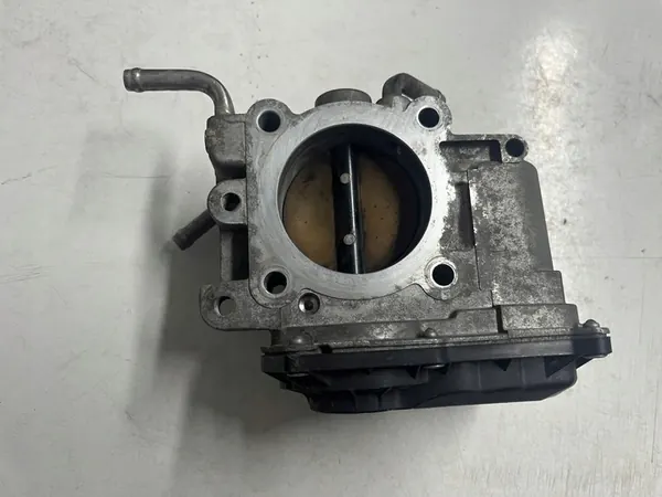 Drosselklappe Toyota Avensis II T25 1.8 16V image 3