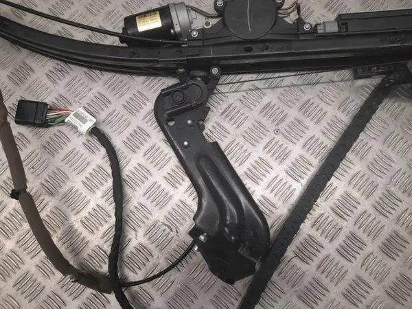 Guia de Porta Chrysler Pacifica OEM 68186017AFA image 9