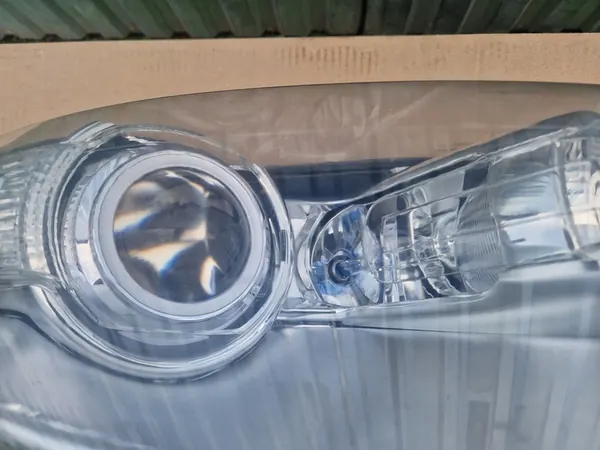 Farol Xenon Direito VW Touareg I 2006-2010 - Europa image 10