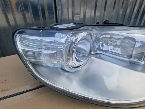Farol Xenon Direito VW Touareg I 2006-2010 - Europa image 2