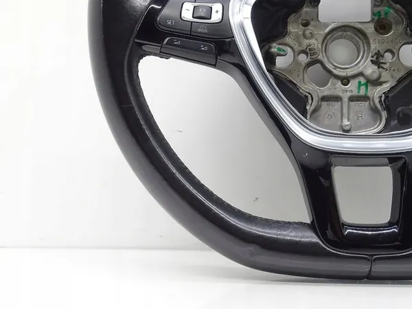 Volant Multifonction Cuir VW Passat B8 image 5