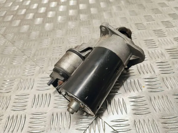 Motor de arranque Opel Meriva B 2015 image 3