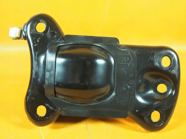 Suporte viga suspensão traseira Audi Q2 OEM 5q0501546c image 2