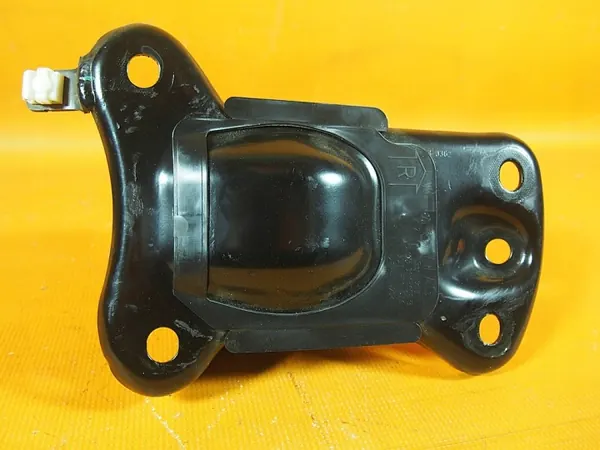Suporte viga suspensão traseira Audi Q2 OEM 5q0501546c image 3