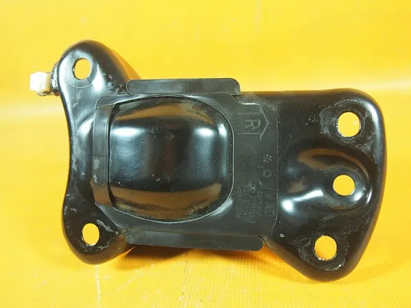 Suporte viga suspensão traseira Audi Q2 OEM 5q0501546c image 4