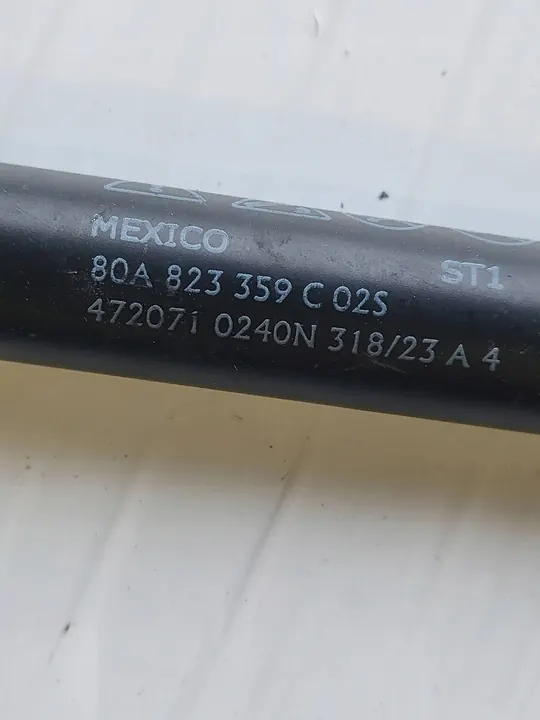 AUDI Q5 SQ5 Motorhuv Aktuator 80A823359C OEM image 2