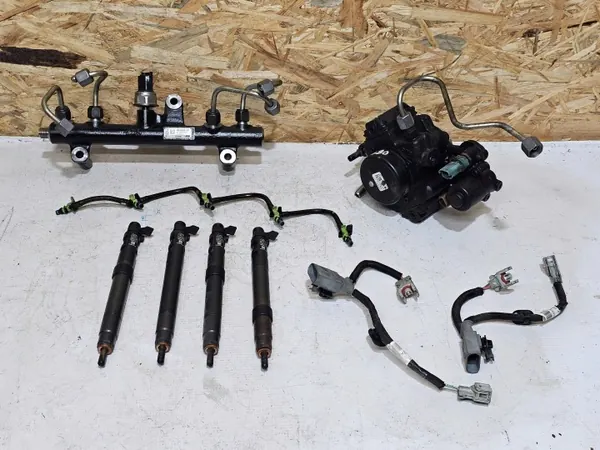 OEM 9678086680 Bomba Inyectora Peugeot 3008 2.0 HDI image 2
