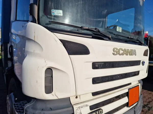 Cabina Scania CP 16 Día Corto - Completa Usada image 3