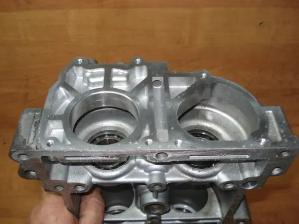 Couvercle d'arbre à cames OEM 55574600 pour Opel image 6