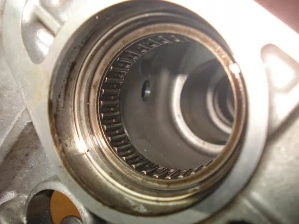 Couvercle d'arbre à cames OEM 55574600 pour Opel image 7