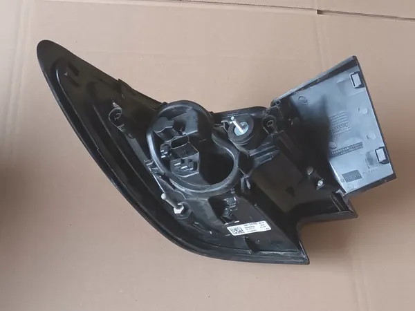 Lámpara trasera derecha OPEL ASTRA K 5 V HB image 5