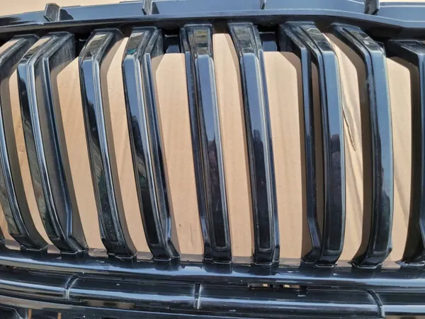 Stoßfänger-Grill-Einsatz Skoda Kodiaq OEM 565853653J image 4