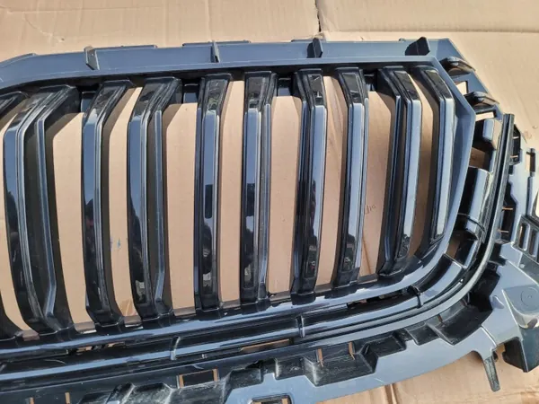 Stoßfänger-Grill-Einsatz Skoda Kodiaq OEM 565853653J image 7