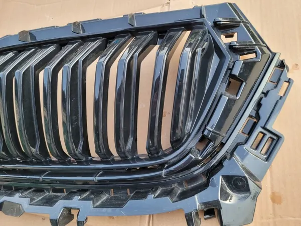 Stoßfänger-Grill-Einsatz Skoda Kodiaq OEM 565853653J image 8
