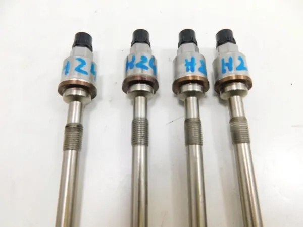 Glödstift med sensor OEM 555794436/55590467 set image 3