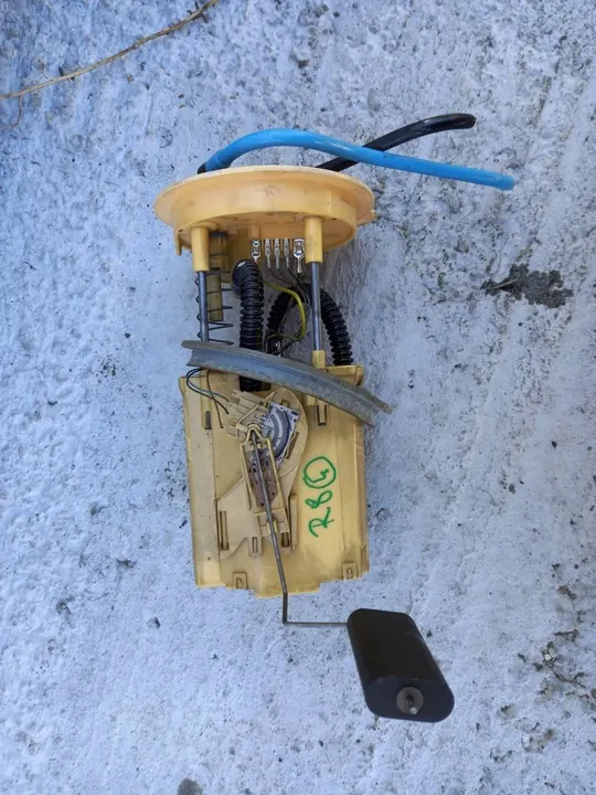 Bomba de combustível VW GOLF V 1.9TDI image 2