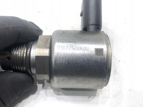 Régulateur Pression Carburant OEM 9307Z522A00 Mercedes image 5