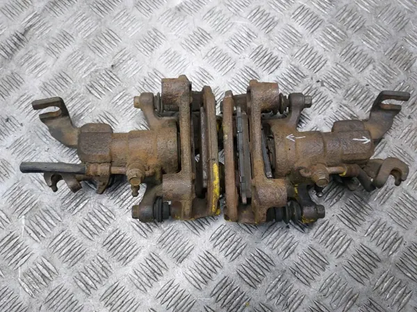 OEM 479465 Bromsskivor Bak + Bromsok + Nav Mazda 6 image 8