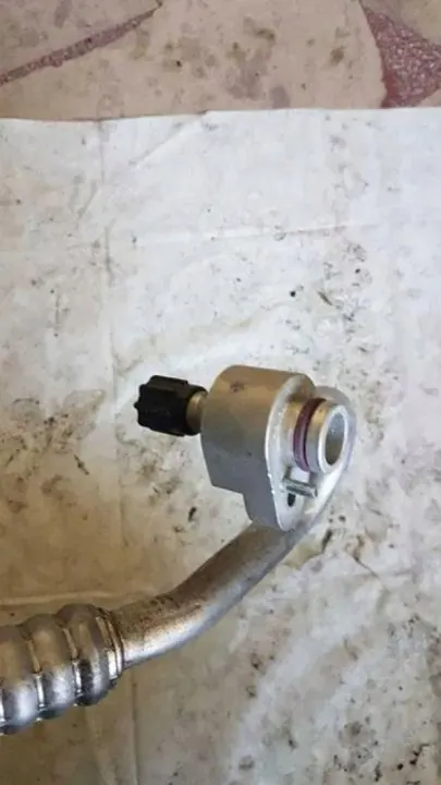 AUDI A6 C7 Air Conditioning Pipe 4G0260707BT image 3