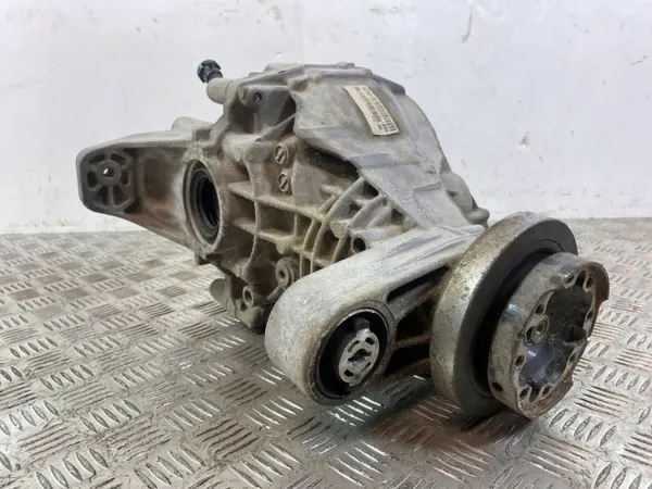 Jeep Bakaxel Differential P68184737AB - Begagnad OE image 2