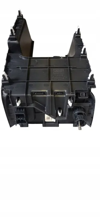 Honda Civic X etu-sytytinpistorasia OEM 83425TBAA0 image 3