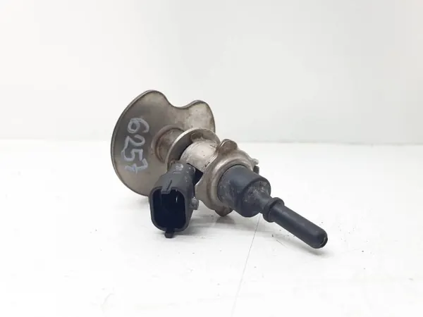 Inyector AdBlue OEM 05L131113AD para Skoda Superb IV image 3