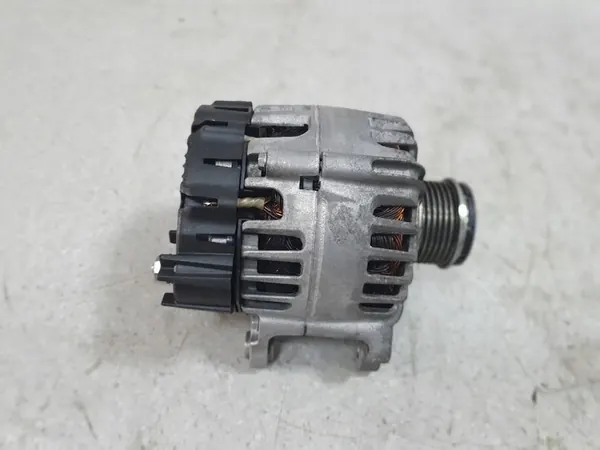 AUDI A5 A4 A6 Q8 Q7 3.0 50 TDI Vaihtovirtageneraattori 150A image 3