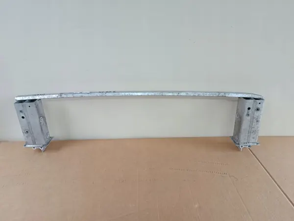 Volvo XC60 II 2016+ Alempi Etupalkki OEM 32246765 image 10