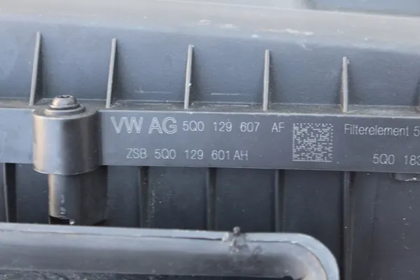Filtre à air OEM bt-cars-29323 pour Audi VW image 3