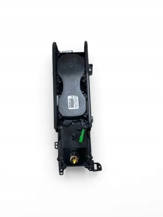 Volvo XC90 Bekerhouder OEM 31389958 Dashboard image 6