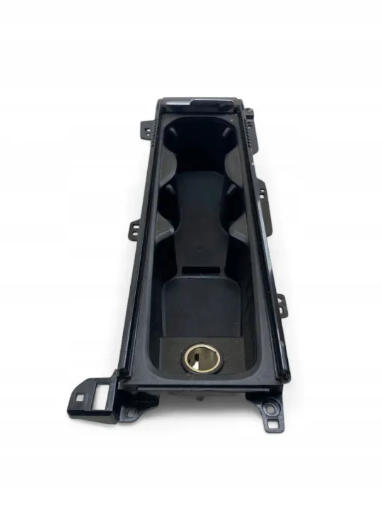 Volvo XC90 Bekerhouder OEM 31389958 Dashboard image 8
