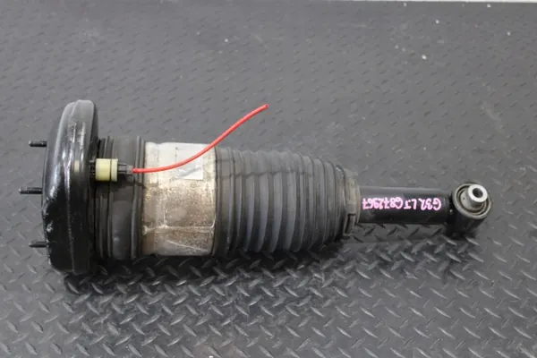 Ophangingkussen OEM 6872967 links achter BMW 6 GT G32 image 2