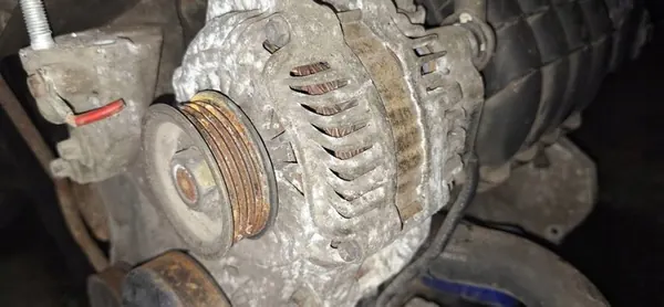 Alternador Mitsubishi Colt 2003 1.3L mn155953 image 2