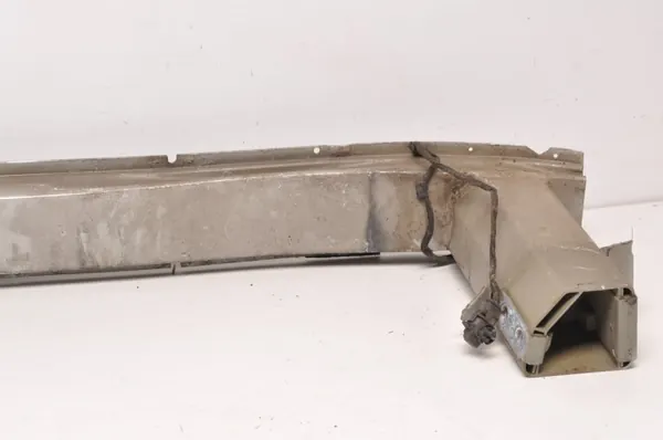 Opel Astra J etupuskurin palkki OEM 254102 image 7