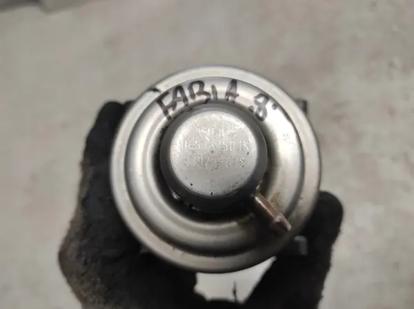 EGR-venttiili SKODA FABIA 1 I 99- 1.4 TDI 045131501K image 4