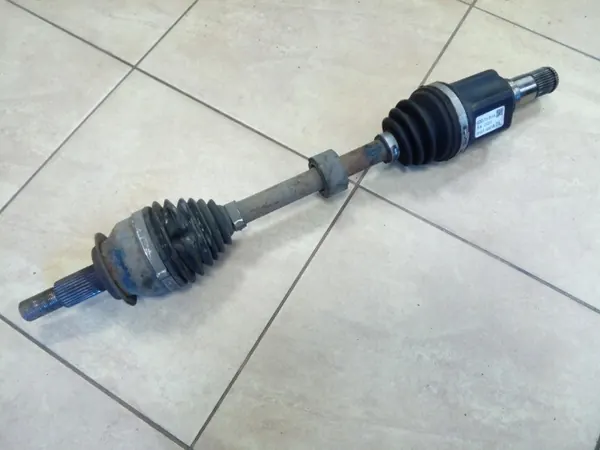 Mazda CX-3 framaxel vänster OEM GDD72560XA image 2
