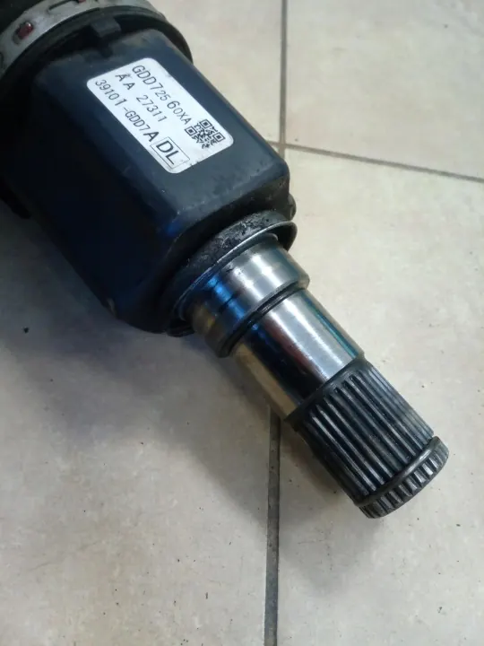 Mazda CX-3 framaxel vänster OEM GDD72560XA image 3