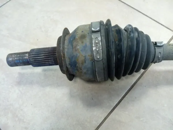 Mazda CX-3 framaxel vänster OEM GDD72560XA image 5