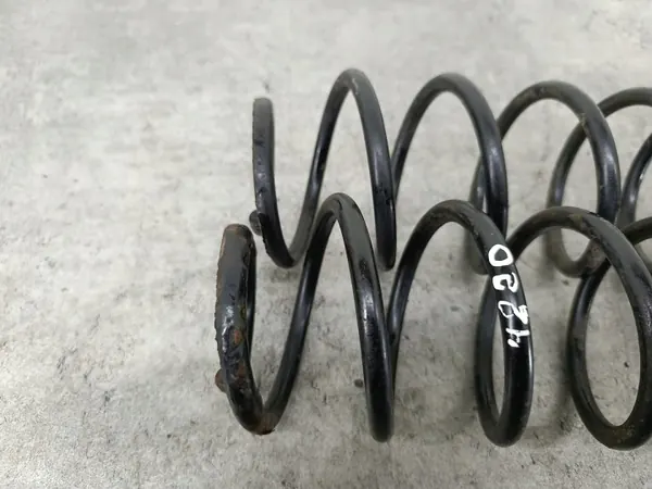 Taka-Jouset OEM SPRĘŻYNY TYŁ Ford Fiesta MK6:lle image 4