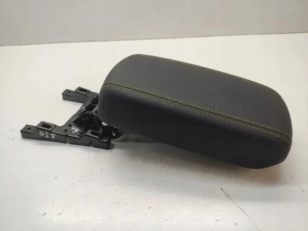 Accoudoir console Kia Stonic 2023 OEM AAA20462 image 3