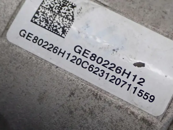 Tesla Model Y Motor OEM GE80226H12 Gebraucht image 6