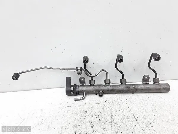 Trilho de combustível Jeep Cherokee 2006 3000D A6420700495 image 2