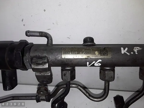 Trilho de combustível Jeep Cherokee 2006 3000D A6420700495 image 4