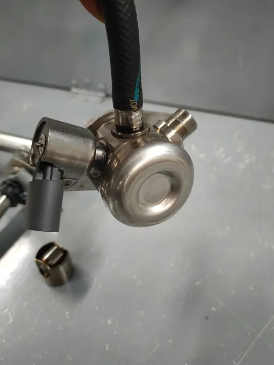 OEM A-2700700501 ruiskutusjärjestelmä Mercedesille image 3