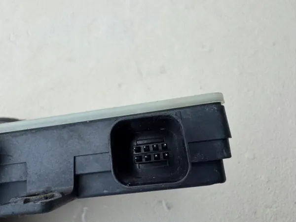 Radar Land Rover L550 - Pièce OEM d'occasion pour Range Rover image 6