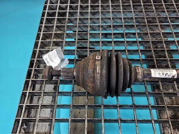 Höger Framhjulaxel VW Tiguan I 07- 2.0 TDI image 2