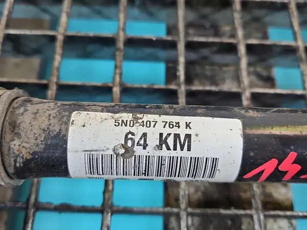 Höger Framhjulaxel VW Tiguan I 07- 2.0 TDI image 4