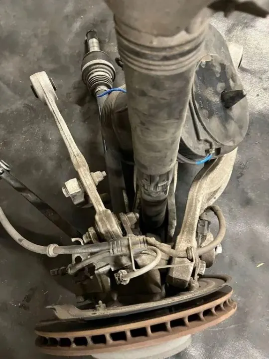 Porsche takapyörän navan oikea OEM 4M4501203N image 4