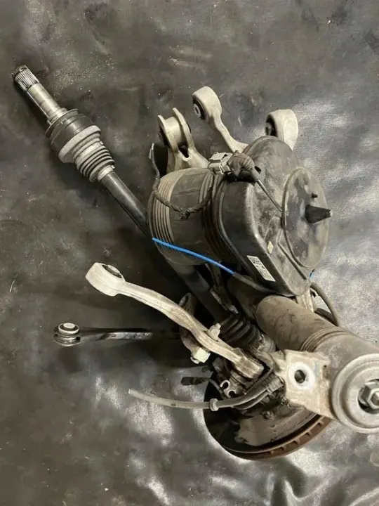 Porsche takapyörän navan oikea OEM 4M4501203N image 6